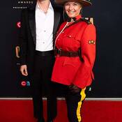 Photo de la sergente Pollock avec Cameron Whitcomb