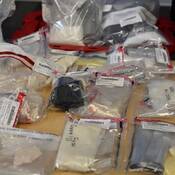 crack présumé et d’agent de coupe présumé