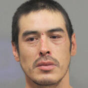 Ryan Montgrand<br />
<br />
Pseudonymes : nil<br />
<br />
Sexe : homme<br />
<br />
Âge : 37 ans<br />
<br />
Taille : 5 pieds 10 pouces<br />
<br />
Poids : 141 livres<br />
<br />
Cheveux : noirs<br />
<br />
Yeux : bruns<br />
<br />
Cicatrices ou tatouages : cicatrice – œil droit, face interne de l'avant-bras gauche, épaule gauche<br />
<br />
Pourrait se trouver dans l’une de ces collectivités :<br />
Buffalo Narrows, SK; Dillon, SK; St George’s Hill, SK; Lloydminster, AB<br />
<br />
Infractions : <br />
Contacts sexuels (deux chefs), agression sexuelle (deux chefs), défaut de se conformer à une ordonnance, défaut de comparaître