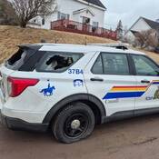 Manifestations suscitées par la saisie de cannabis illicite et l’arrestation de deux personnes par la GRC