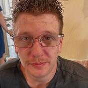 La GRC dans le District du comté de Pictou sollicite tout renseignement qui pourrait l'aider à retrouver Steven Lawrence, actuellement recherché en vertu d’un mandat d’arrestation provincial