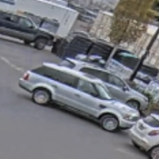 Le véhicule du suspect.
