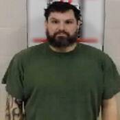 La GRC dans le District du comté de Pictou sollicite tout renseignement qui pourrait l'aider à retrouver Jeffery Elmer Moxsom, actuellement recherché en vertu d’un mandat d’arrestation provincial