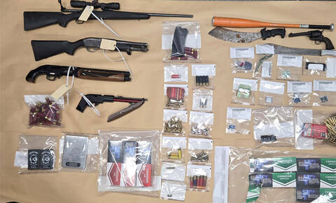 Seized Items  - Objets Saisies
