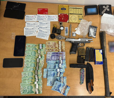 Seized objects - objets saisis